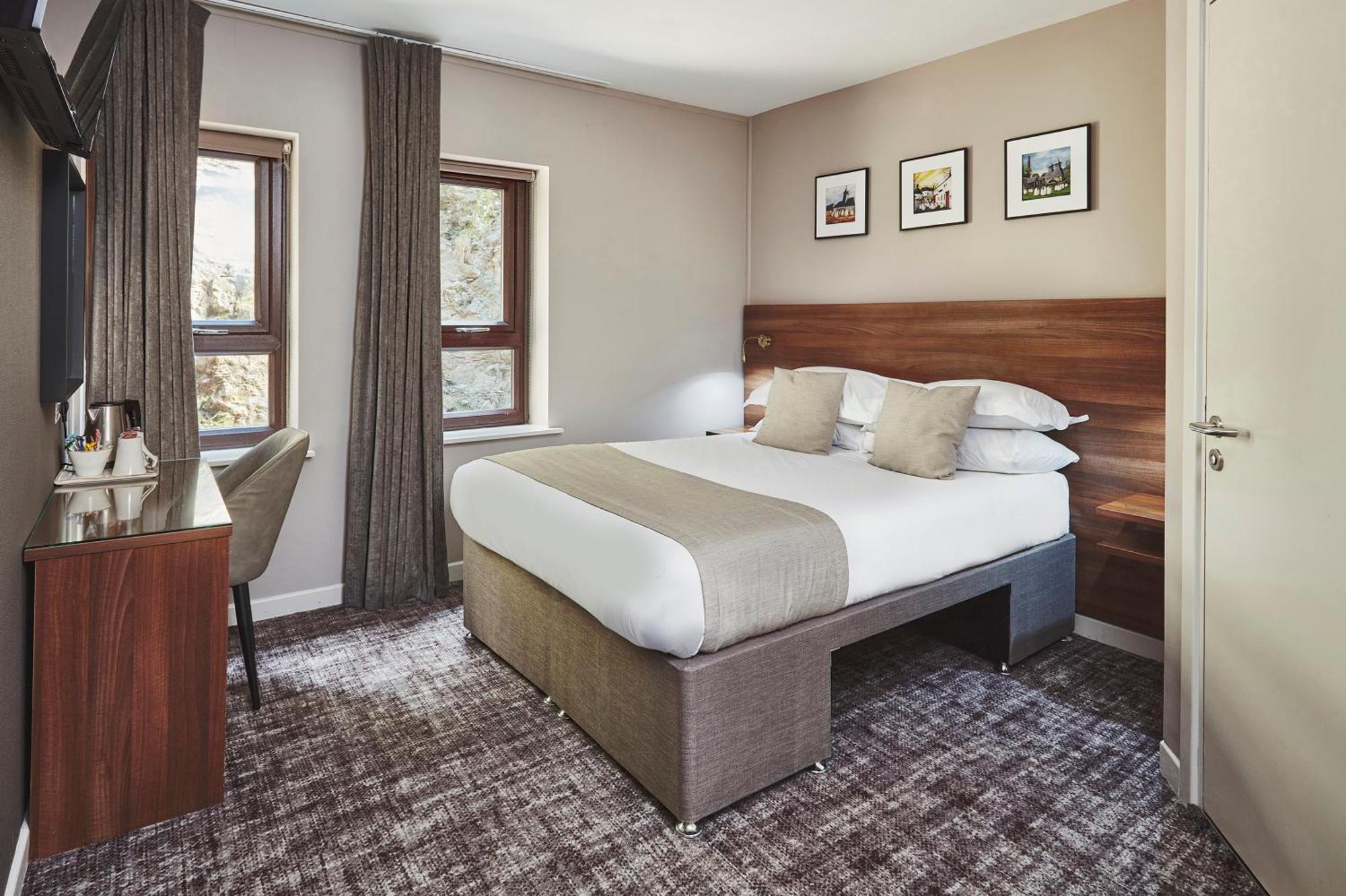 The Ranald Hotel Oban Bagian luar foto